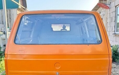 Volkswagen Transporter T3, 1986 год, 240 000 рублей, 4 фотография