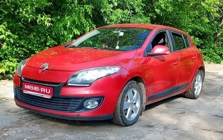 Renault Megane III, 2012 год, 650 000 рублей, 1 фотография