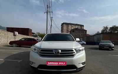 Toyota Highlander III, 2013 год, 2 299 999 рублей, 1 фотография