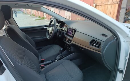 Volkswagen Polo VI (EU Market), 2021 год, 1 450 000 рублей, 24 фотография