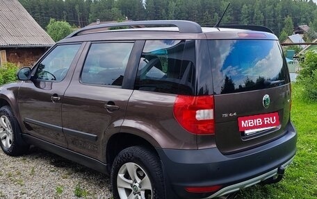 Skoda Yeti I рестайлинг, 2013 год, 1 190 000 рублей, 18 фотография