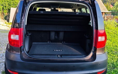 Skoda Yeti I рестайлинг, 2013 год, 1 190 000 рублей, 26 фотография