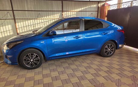 Hyundai Solaris II рестайлинг, 2021 год, 1 849 000 рублей, 12 фотография