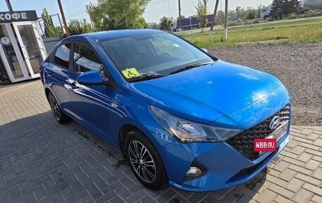 Hyundai Solaris II рестайлинг, 2021 год, 1 849 000 рублей, 17 фотография