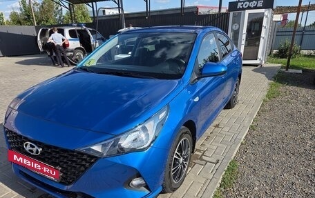 Hyundai Solaris II рестайлинг, 2021 год, 1 849 000 рублей, 11 фотография