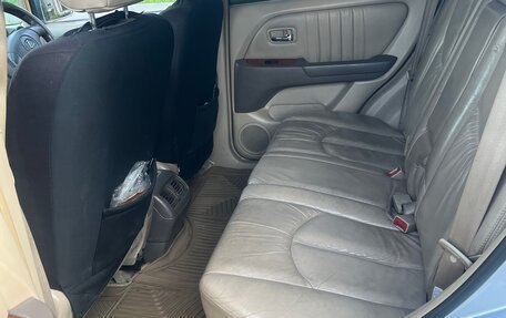 Lexus RX IV рестайлинг, 2002 год, 850 000 рублей, 9 фотография