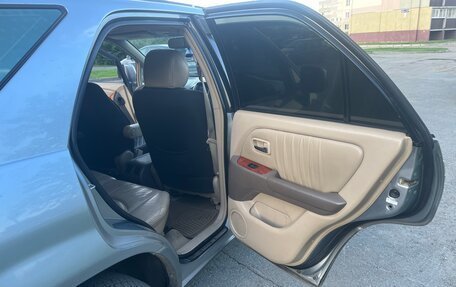 Lexus RX IV рестайлинг, 2002 год, 850 000 рублей, 13 фотография