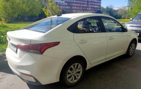 Hyundai Solaris II рестайлинг, 2019 год, 1 355 555 рублей, 2 фотография