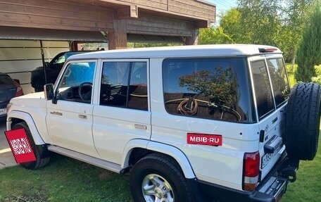 Toyota Land Cruiser 70, 2009 год, 3 150 000 рублей, 8 фотография