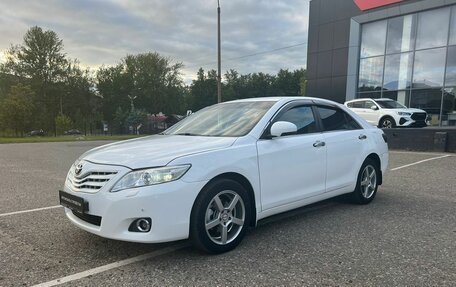 Toyota Camry, 2009 год, 999 000 рублей, 2 фотография
