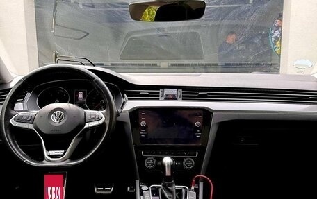 Volkswagen Passat B8 рестайлинг, 2020 год, 2 990 000 рублей, 5 фотография
