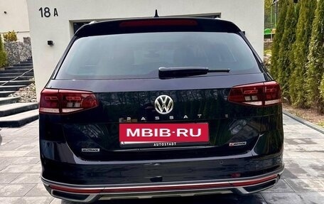 Volkswagen Passat B8 рестайлинг, 2020 год, 2 990 000 рублей, 3 фотография