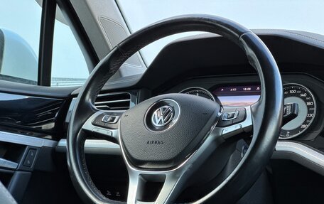 Volkswagen Touareg III, 2019 год, 4 290 000 рублей, 11 фотография