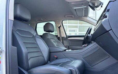 Volkswagen Touareg III, 2019 год, 4 290 000 рублей, 16 фотография