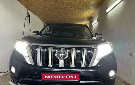 Toyota Land Cruiser Prado 150 рестайлинг 2, 2014 год, 3 499 000 рублей, 2 фотография
