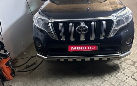 Toyota Land Cruiser Prado 150 рестайлинг 2, 2014 год, 3 499 000 рублей, 10 фотография