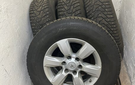 Toyota Land Cruiser Prado 150 рестайлинг 2, 2014 год, 3 499 000 рублей, 14 фотография