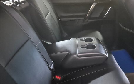 Toyota Land Cruiser Prado 150 рестайлинг 2, 2014 год, 3 499 000 рублей, 15 фотография