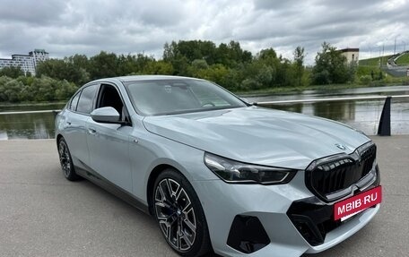 BMW 5 серия, 2023 год, 7 600 000 рублей, 4 фотография