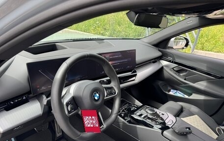 BMW 5 серия, 2023 год, 7 600 000 рублей, 10 фотография