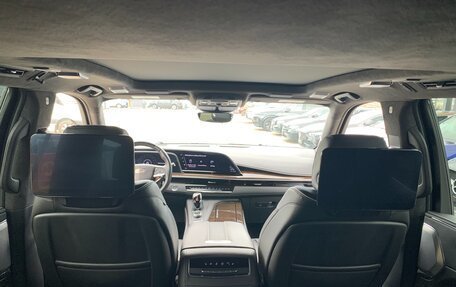 Cadillac Escalade V, 2023 год, 10 900 000 рублей, 21 фотография