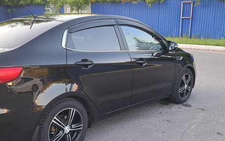 KIA Rio III рестайлинг, 2015 год, 1 050 000 рублей, 3 фотография