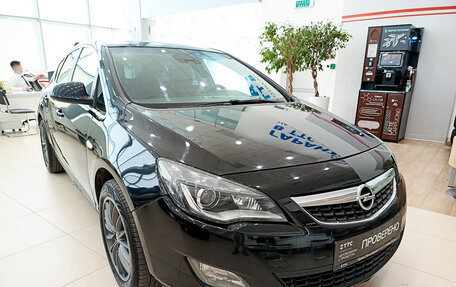 Opel Astra J, 2012 год, 586 000 рублей, 7 фотография