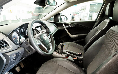 Opel Astra J, 2012 год, 586 000 рублей, 20 фотография