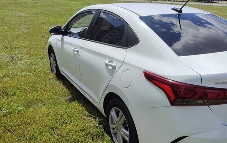 Hyundai Solaris II рестайлинг, 2021 год, 1 450 000 рублей, 5 фотография