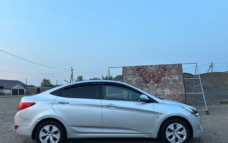 Hyundai Solaris II рестайлинг, 2014 год, 720 000 рублей, 3 фотография