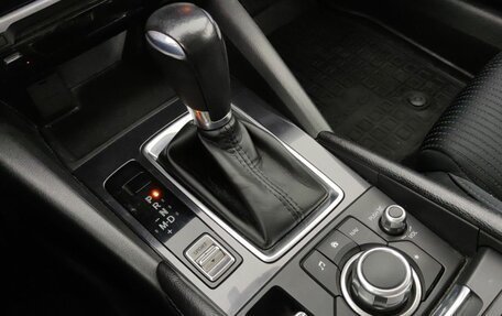 Mazda 6, 2017 год, 1 875 000 рублей, 18 фотография