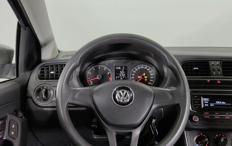 Volkswagen Polo VI (EU Market), 2017 год, 1 020 000 рублей, 11 фотография