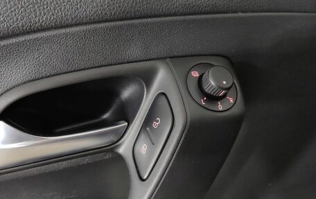 Volkswagen Polo VI (EU Market), 2018 год, 1 150 000 рублей, 20 фотография