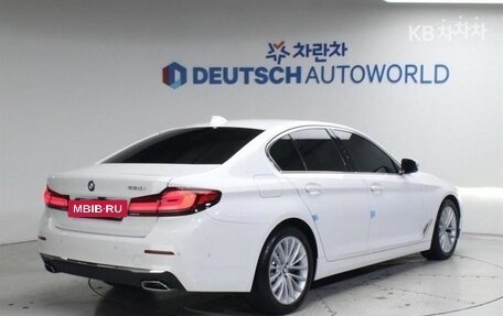 BMW 5 серия, 2022 год, 2 885 010 рублей, 2 фотография