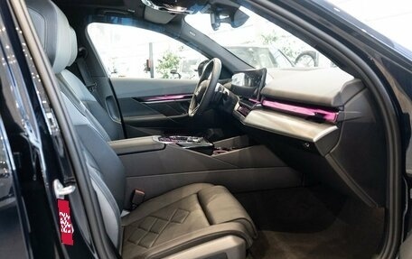 BMW 5 серия, 2024 год, 9 850 000 рублей, 12 фотография
