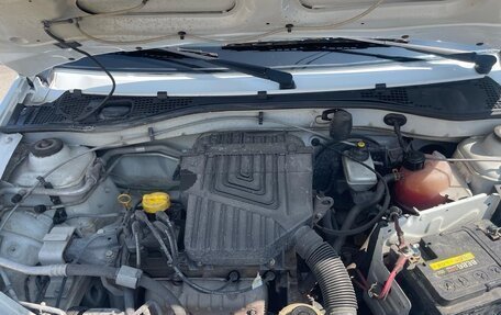 Renault Logan I, 2012 год, 380 000 рублей, 12 фотография