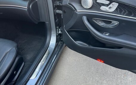 Mercedes-Benz E-Класс, 2022 год, 5 900 000 рублей, 8 фотография