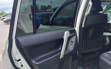 Toyota Land Cruiser Prado 150 рестайлинг 2, 2021 год, 8 500 000 рублей, 20 фотография