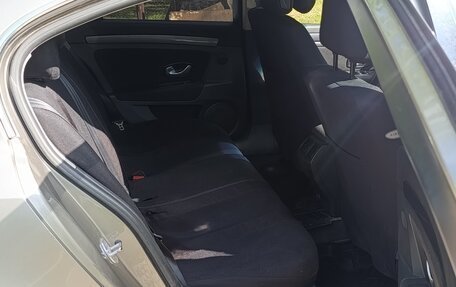 Renault Laguna III рестайлинг, 2009 год, 450 000 рублей, 10 фотография