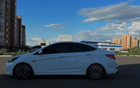 Hyundai Solaris II рестайлинг, 2014 год, 1 250 000 рублей, 10 фотография