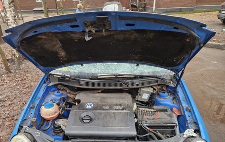 Volkswagen Polo IV рестайлинг, 2002 год, 250 000 рублей, 2 фотография