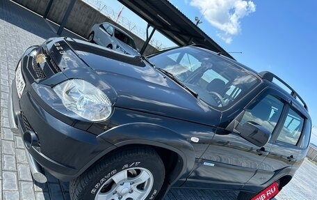 Chevrolet Niva I рестайлинг, 2011 год, 675 000 рублей, 3 фотография