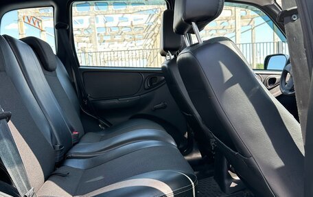 Chevrolet Niva I рестайлинг, 2011 год, 675 000 рублей, 21 фотография
