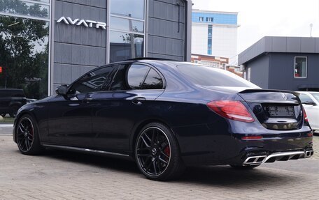 Mercedes-Benz E-Класс, 2016 год, 2 950 000 рублей, 5 фотография