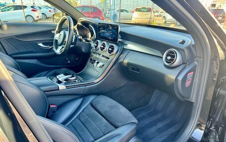 Mercedes-Benz C-Класс, 2018 год, 2 750 000 рублей, 4 фотография