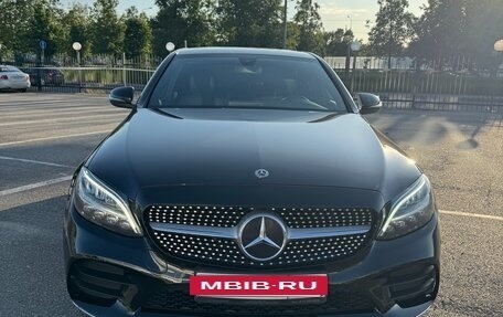 Mercedes-Benz C-Класс, 2018 год, 2 750 000 рублей, 11 фотография