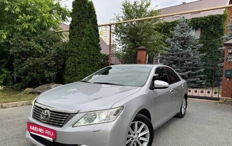 Toyota Camry, 2012 год, 1 550 000 рублей, 5 фотография