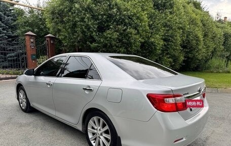 Toyota Camry, 2012 год, 1 550 000 рублей, 8 фотография
