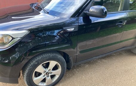 KIA Soul II рестайлинг, 2017 год, 1 150 000 рублей, 14 фотография