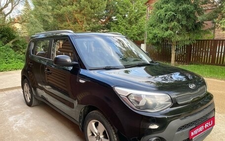 KIA Soul II рестайлинг, 2017 год, 1 150 000 рублей, 29 фотография